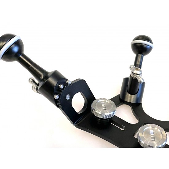 F.I.T. Pro 通用型四脚架 (Quadra-Pod, Quadripod) F.I.T. Pro 通用型四脚架 (Quadra-Pod, Quadripod)
