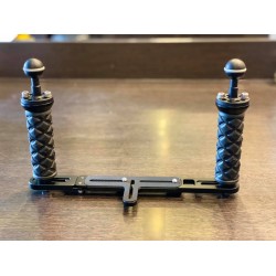 F.I.T. 轻便型底座加双握把 (黑色) F.I.T. 轻便型底座加双握把 (黑色)