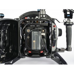 Nauticam 45m 水面以太网路连接线(包含防水壳LEMO防水接座, 内部连接线, 与外部 Duracell 连接线) Nauticam 45m 水面以太网路连接线(包含防水壳LEMO防水接座, 内部连接线, 与外部 Duracell 连接线)