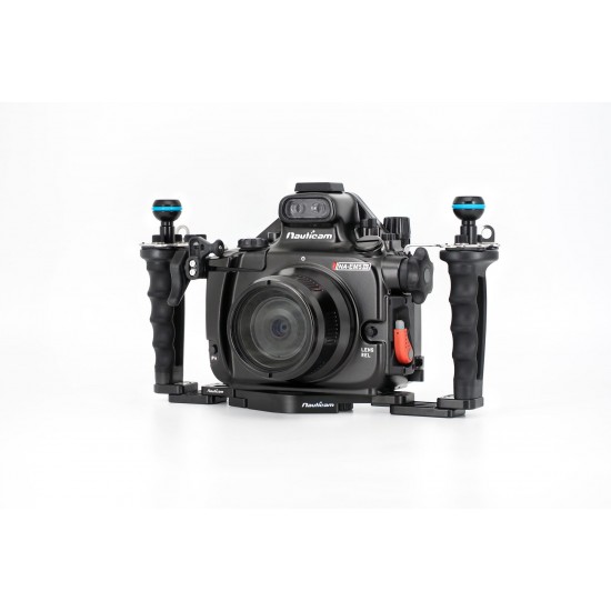 Nauticam NA-EM5III 防水壳 for Olympus OM-D E-M5 III (不包含底座握把) Nauticam NA-EM5III 防水壳 for Olympus OM-D E-M5 III (不包含底座握把)