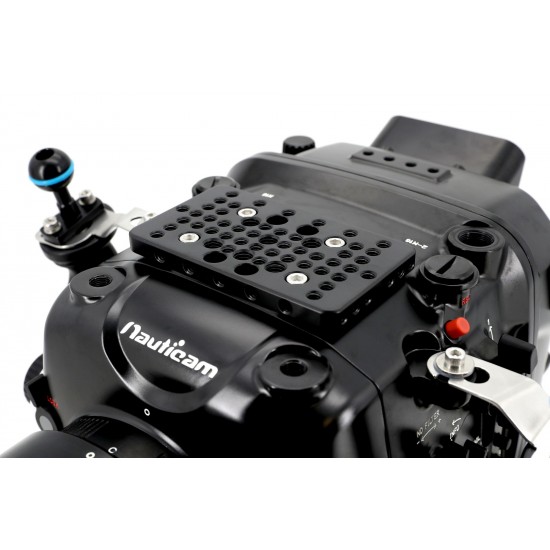 Nauticam NA-EVA1 防水壳 for Panasonic AU-EVA1 5.7K Super 35 Handheld 电影摄影机 (接单订货) Nauticam NA-EVA1 防水壳 for Panasonic AU-EVA1 5.7K Super 35 Handheld 电影摄影机 (接单订货)