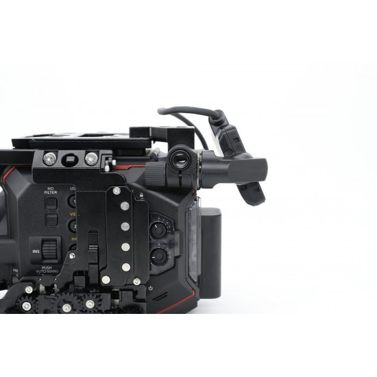 Nauticam NA-EVA1 防水壳 for Panasonic AU-EVA1 5.7K Super 35 Handheld 电影摄影机 (接单订货) Nauticam NA-EVA1 防水壳 for Panasonic AU-EVA1 5.7K Super 35 Handheld 电影摄影机 (接单订货)