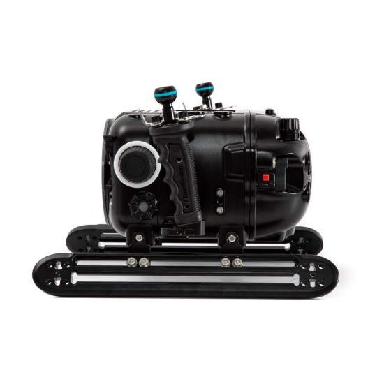 Nauticam Komodo 防水壳 for RED Komodo 6K 与 Shinobi 银幕 (银幕须另购) Nauticam Komodo 防水壳 for RED Komodo 6K 与 Shinobi 银幕 (银幕须另购)