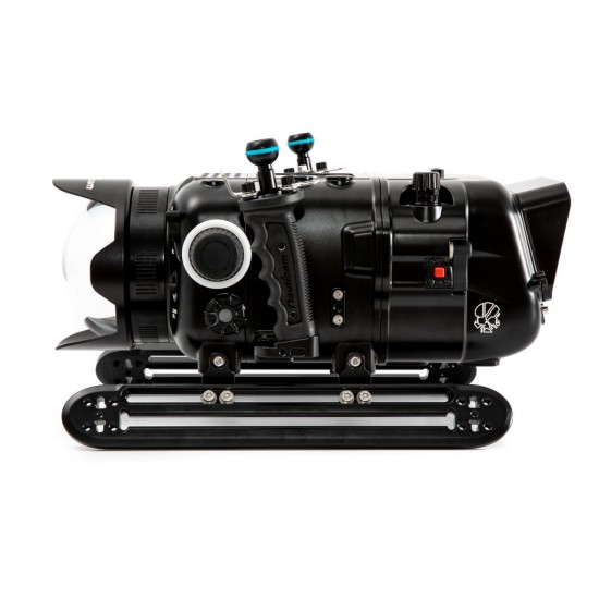 Nauticam Komodo 防水壳 for RED Komodo 6K 与 Shinobi 银幕 (银幕须另购) Nauticam Komodo 防水壳 for RED Komodo 6K 与 Shinobi 银幕 (银幕须另购)