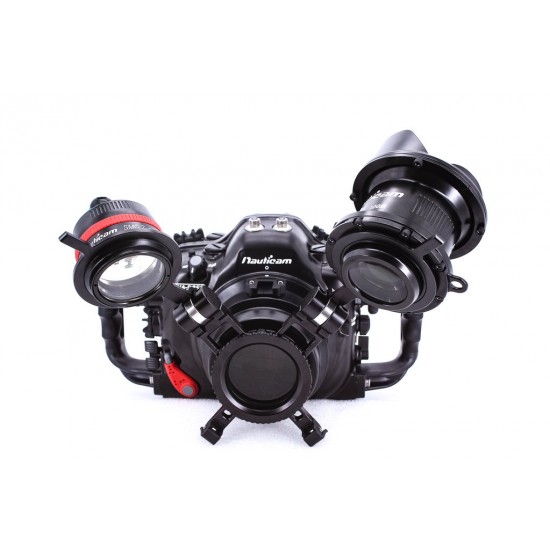 Nauticam 水下微距广角镜 1 (MWL-1) 使用全幅60mm微距镜头有150度视角 Nauticam 水下微距广角镜 1 (MWL-1) 使用全幅60mm微距镜头有150度视角