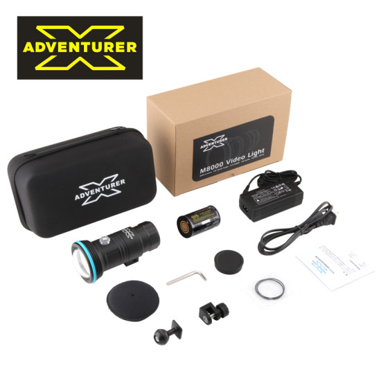 X-Adventurer M8000 潜水摄影灯 (8000 流明) X-Adventurer M8000 潜水摄影灯 (8000 流明)